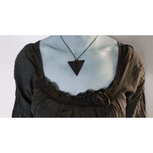 Shungite - Pendentif Triangle femme