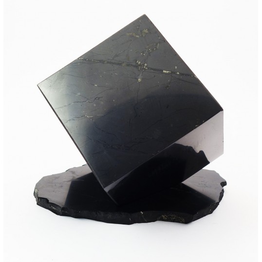 Shungite - oeuvre d'art cubique