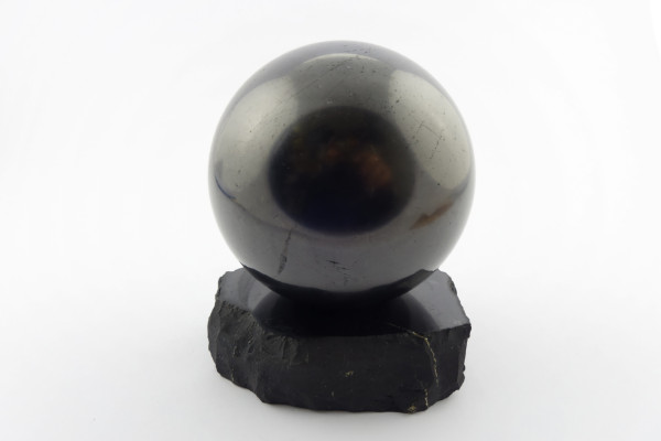 Shungite sphère avec support